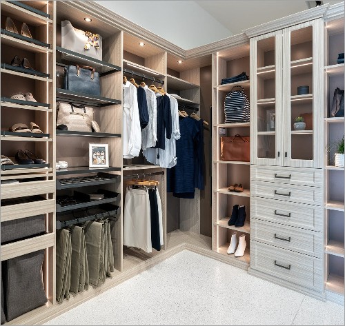 Custom closet for hanging space