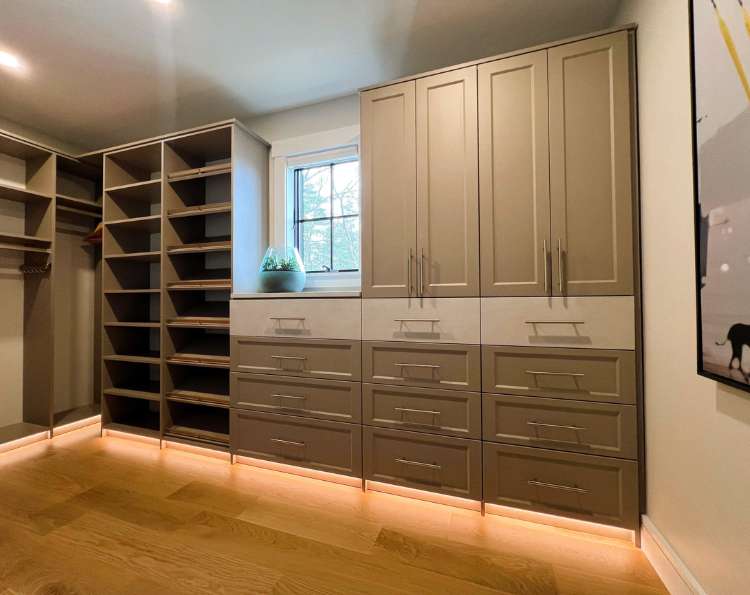 Do you wonder how you would benefit from a Custom Closet from The Tailored Closet of Southern Maine?