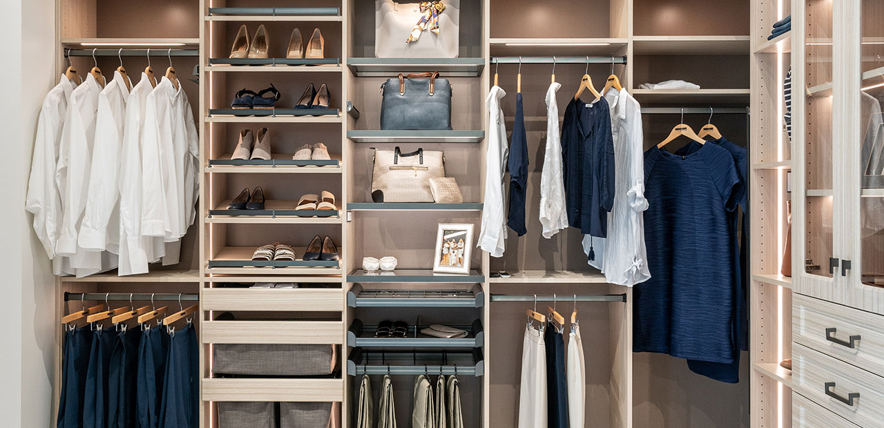 Tailored closet with shelves and hooks