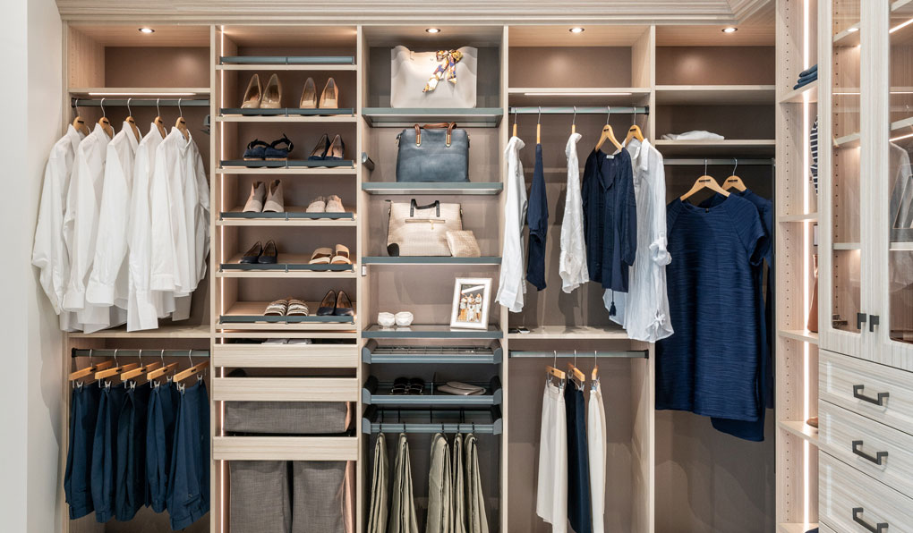 https://tailoredcloset.com/siteassets/national-site/products/closets--in-home-storage/closets/gallery-new/closet-8.jpg?hfc-r=WKGFLS